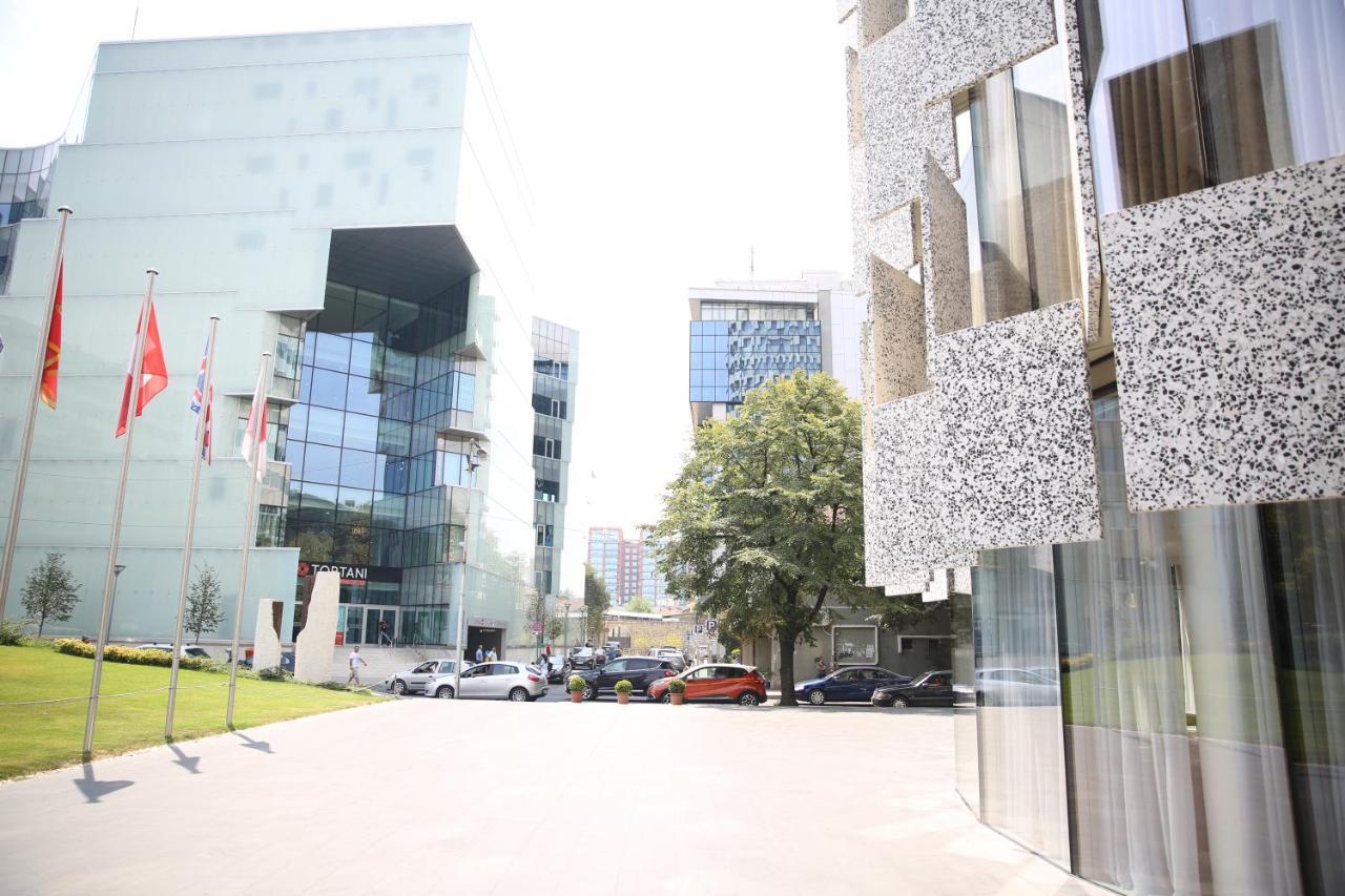 Maritim Hotel Plaza Tirana Exterior photo The campus of the University of Novi Sad